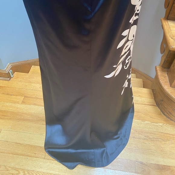 WHBM Formal Gown - Picture 6 of 12